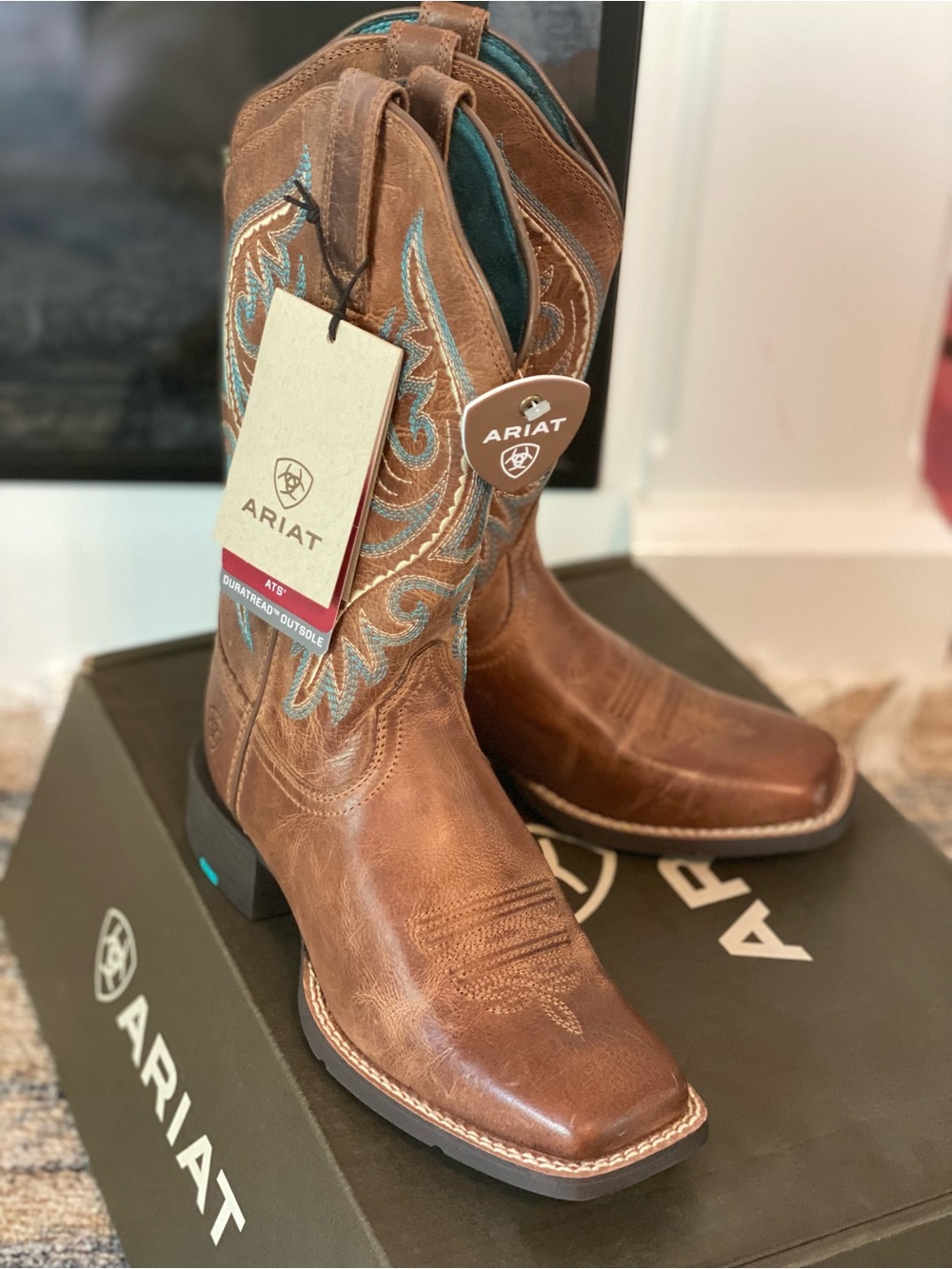 Brand New Ariat Brown Leather Western Cowgirl Boots with Turquoise Stitching